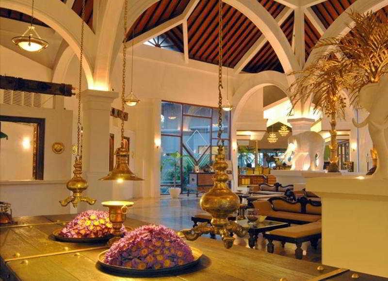 Royal Palms Beach Hotel Kalutara Exteriör bild