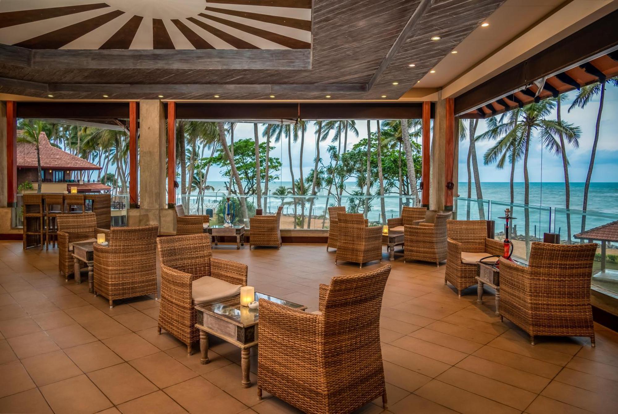 Royal Palms Beach Hotel Kalutara Exteriör bild