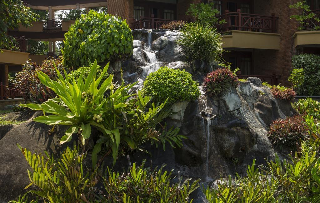 Royal Palms Beach Hotel Kalutara Exteriör bild